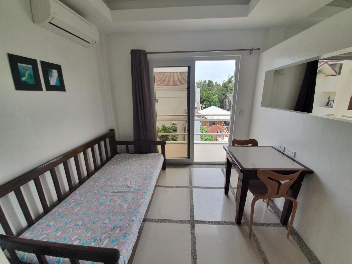 Clubboracay Apartelle Balabag  Zewnętrze zdjęcie