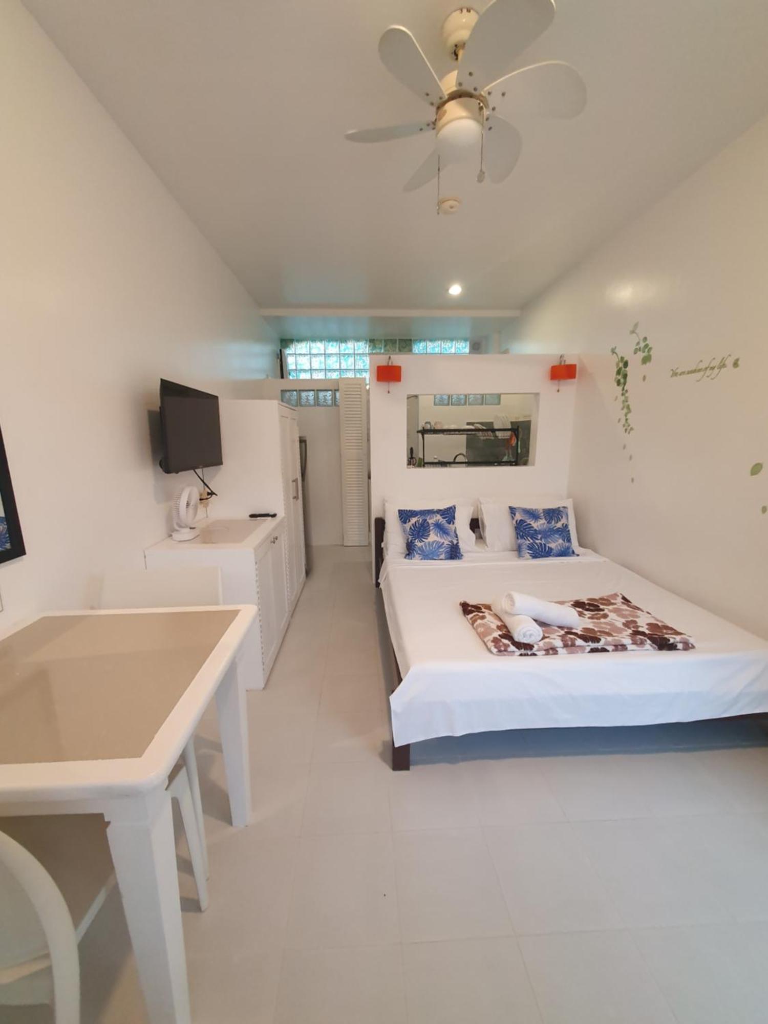 Clubboracay Apartelle Balabag  Zewnętrze zdjęcie